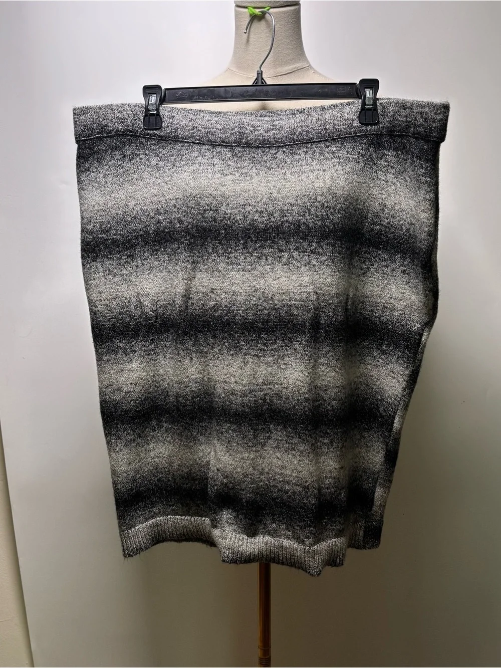 Lane Bryant Grey Ombré Sweater Pencil Skirt Size 18/20